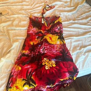 Hawaiian dress